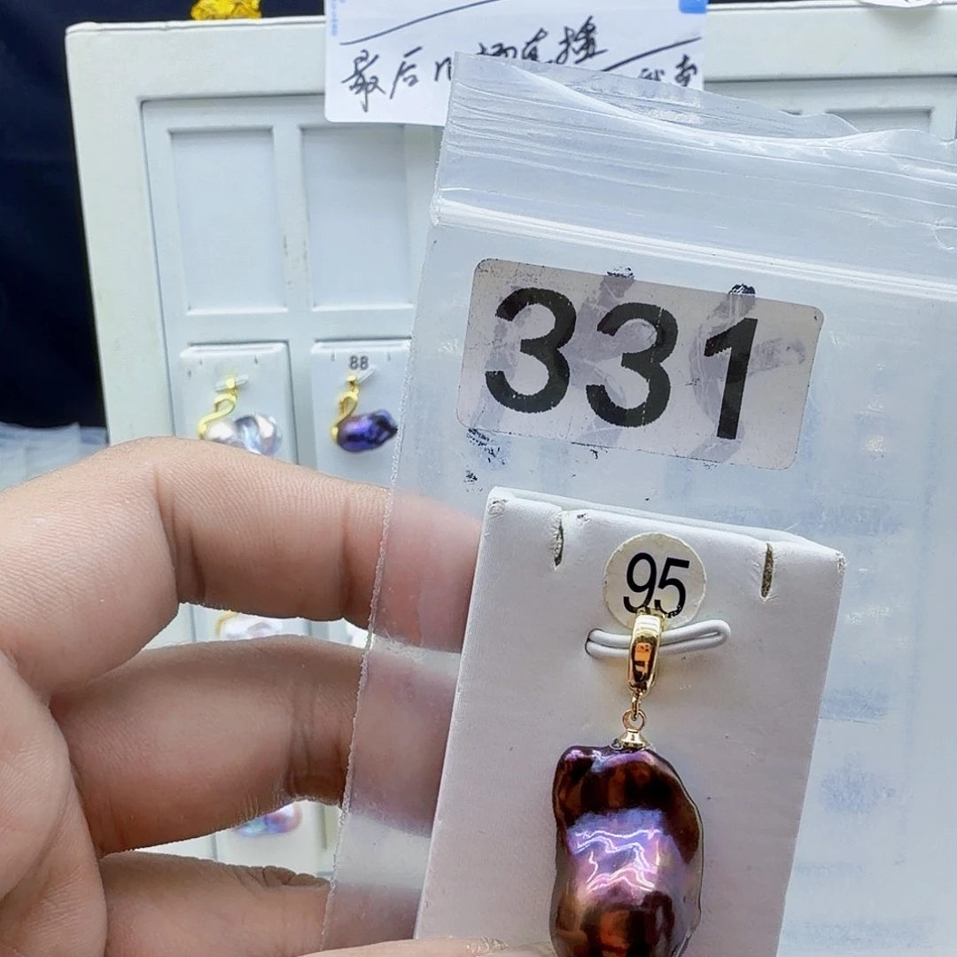 淡水珍珠颈饰合金