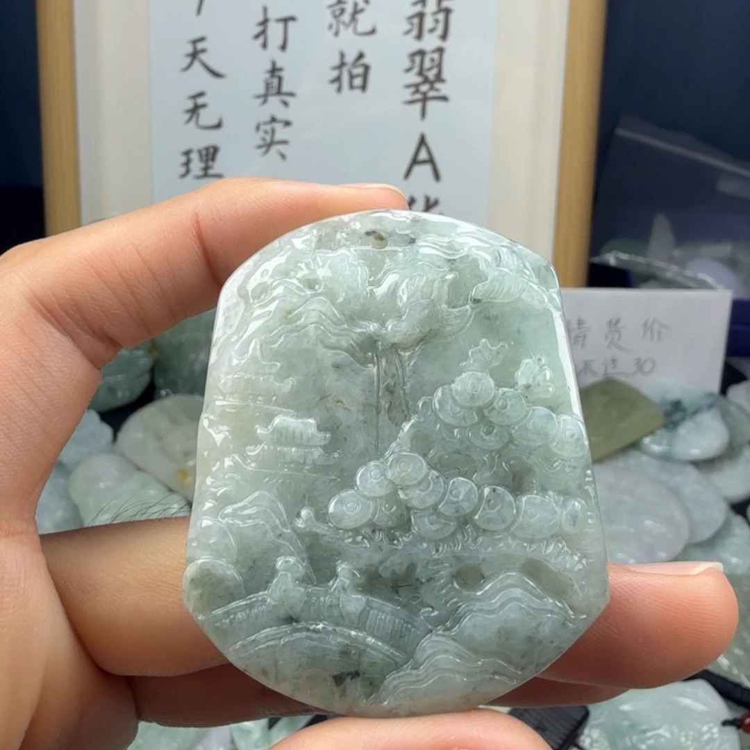 翡翠未镶嵌颈饰翡翠