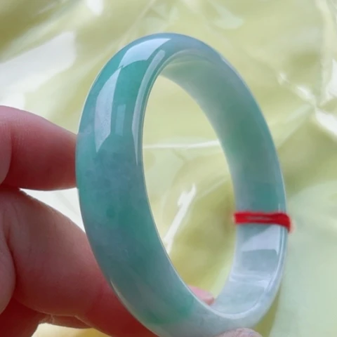 翡翠手镯未镶嵌正58.6(48小时鉴赏期)晶体结构属正常现象