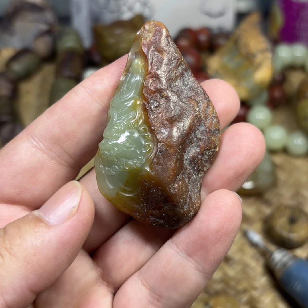 岫岩河磨玉（透闪石质玉）未镶嵌颈饰