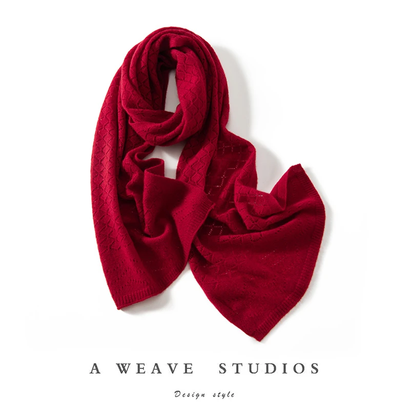 云朵般柔软！100%纯山羊绒围巾女秋冬季保暖百搭菱形镂空针织围脖
