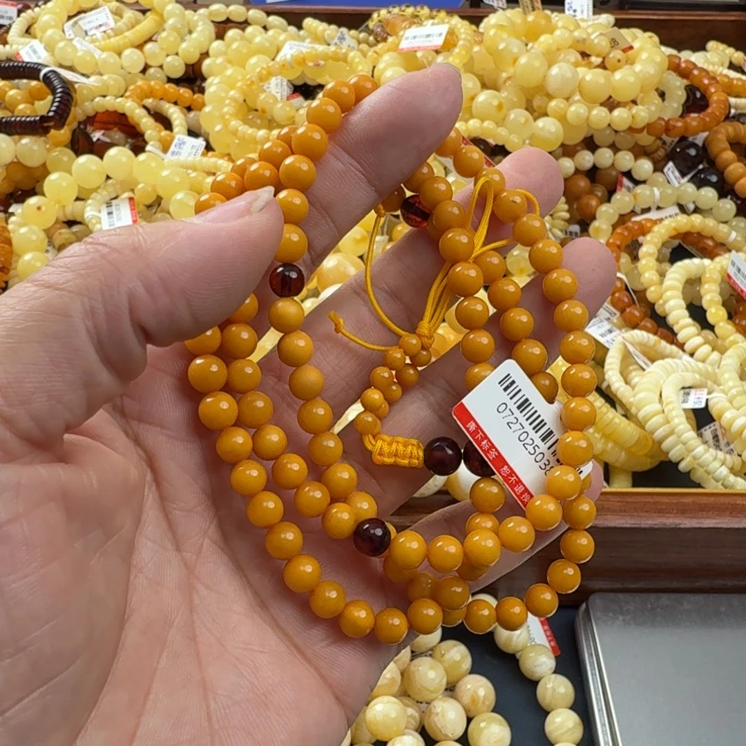 未镶嵌琥珀珠宝奇石