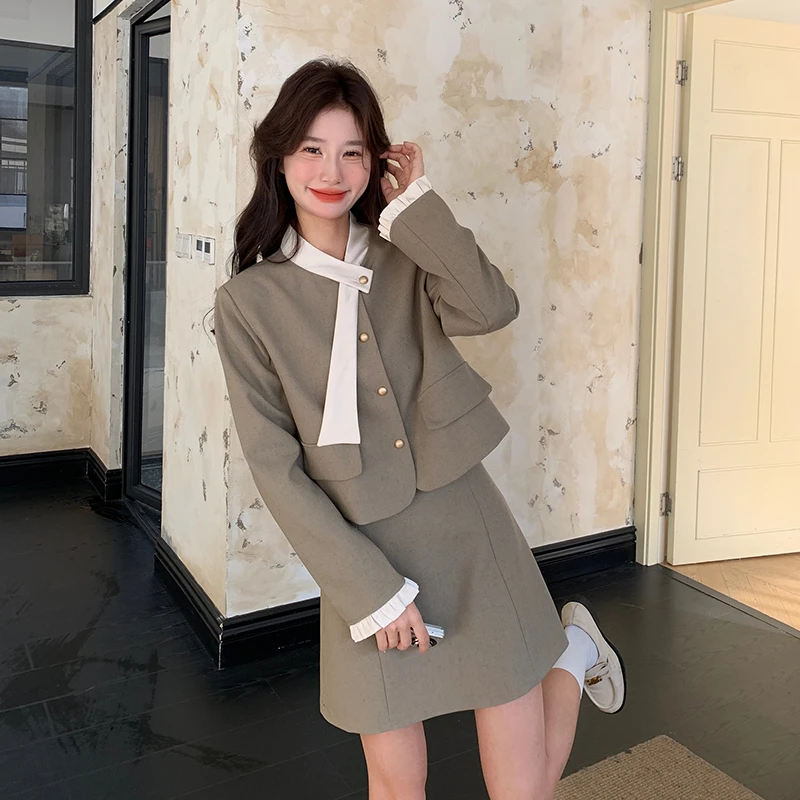 小香风西装套装女春秋2025新款独特漂亮两件套超火穿搭小个子爆款