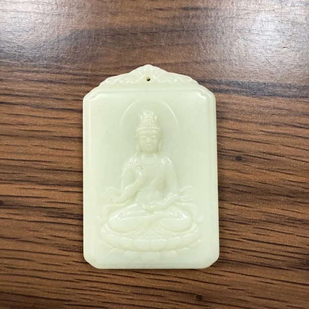 907 精美和田玉羊脂玉观音牌