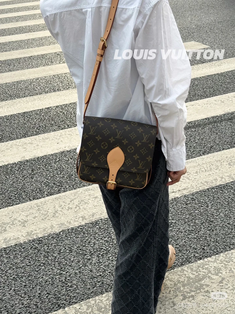 95新 LouisVuitton/路易威登 LV老花炫雅同款中号马鞍斜挎vintage