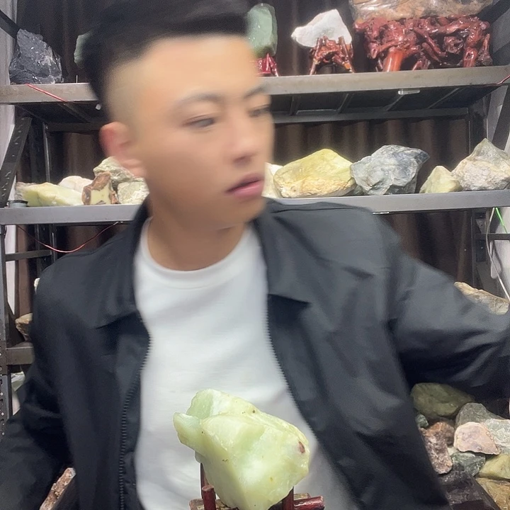 独****蛇纹石玉未镶嵌珠宝奇石6