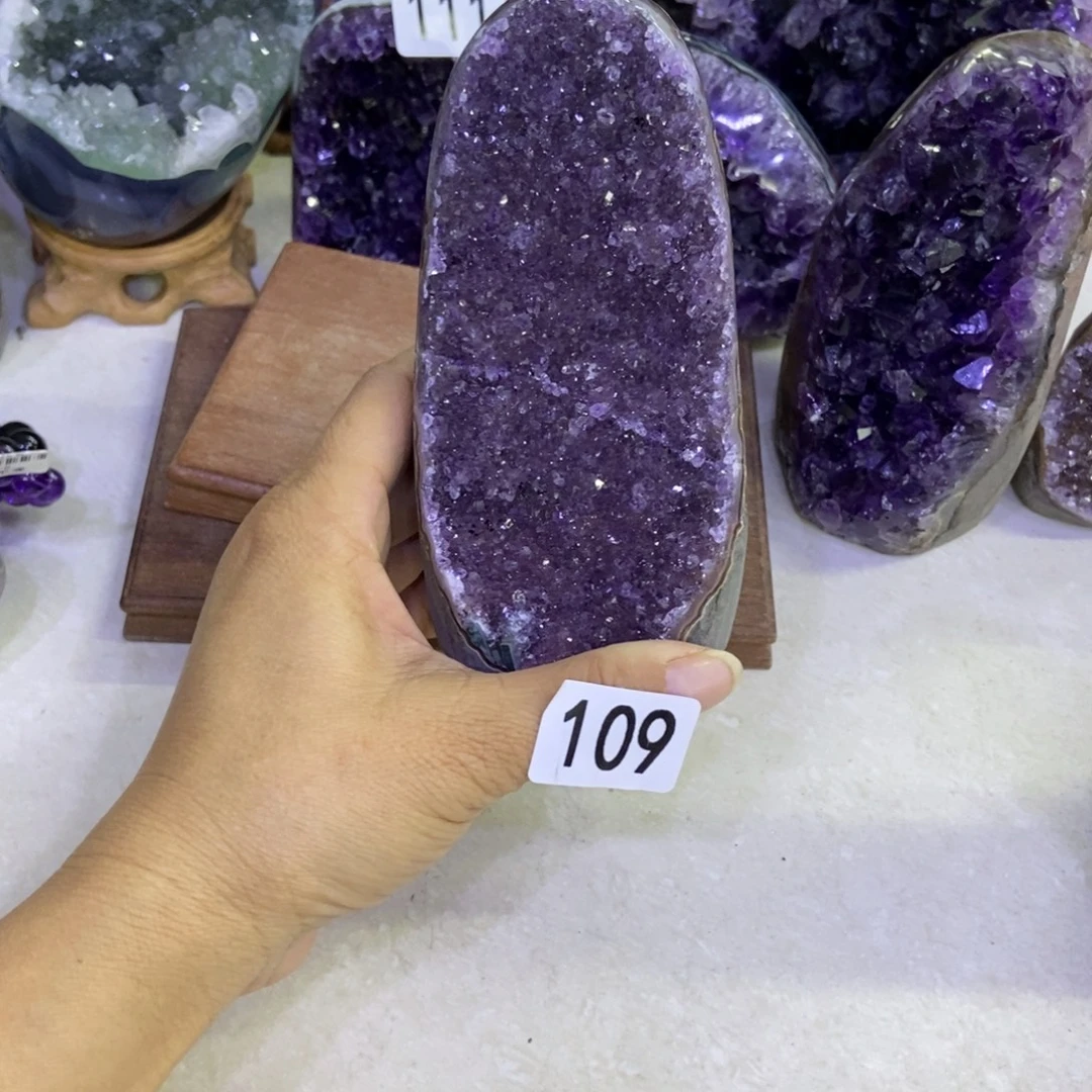 紫晶未镶嵌大型摆件（非配饰）
