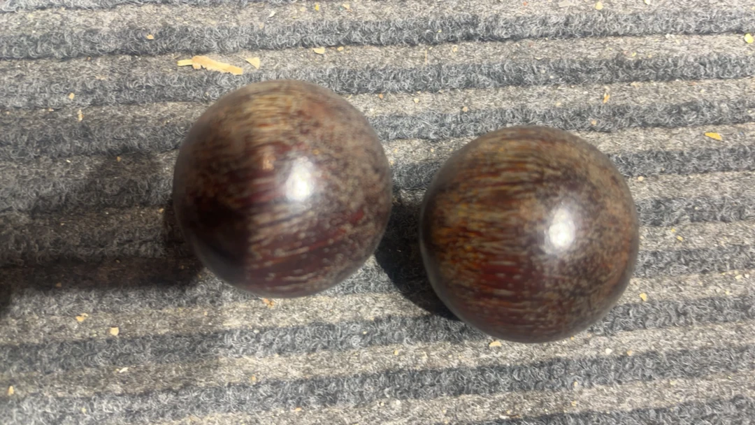 X01特色手工艺木制品。