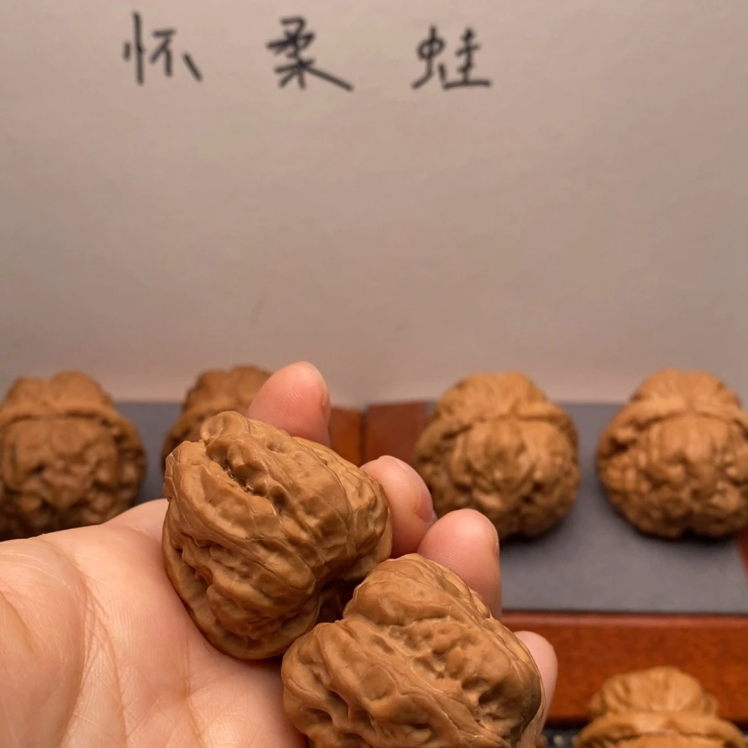 雷***把件文玩核桃白茬全品边31左右
