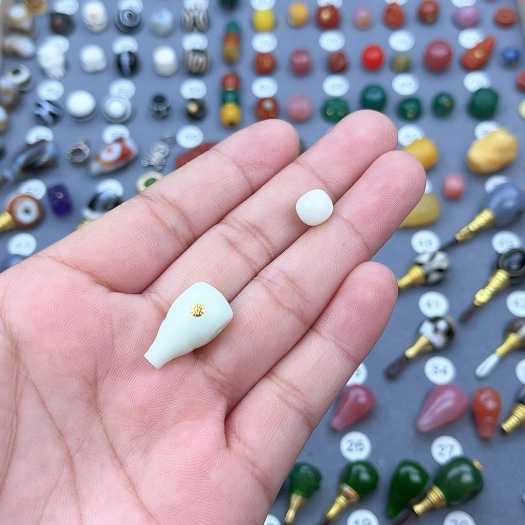 玛瑙/玉髓饰品未镶嵌田*良