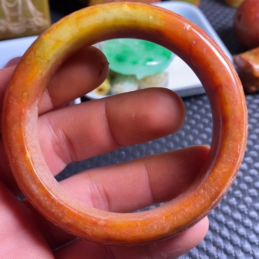 岫玉未镶嵌珠宝奇石