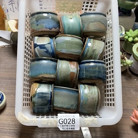 紫砂花盆028微瑕品口径5厘米左右尺寸