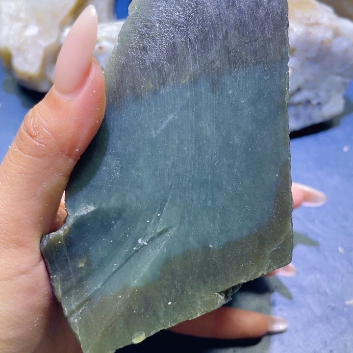 和田玉未镶嵌珠宝半成品