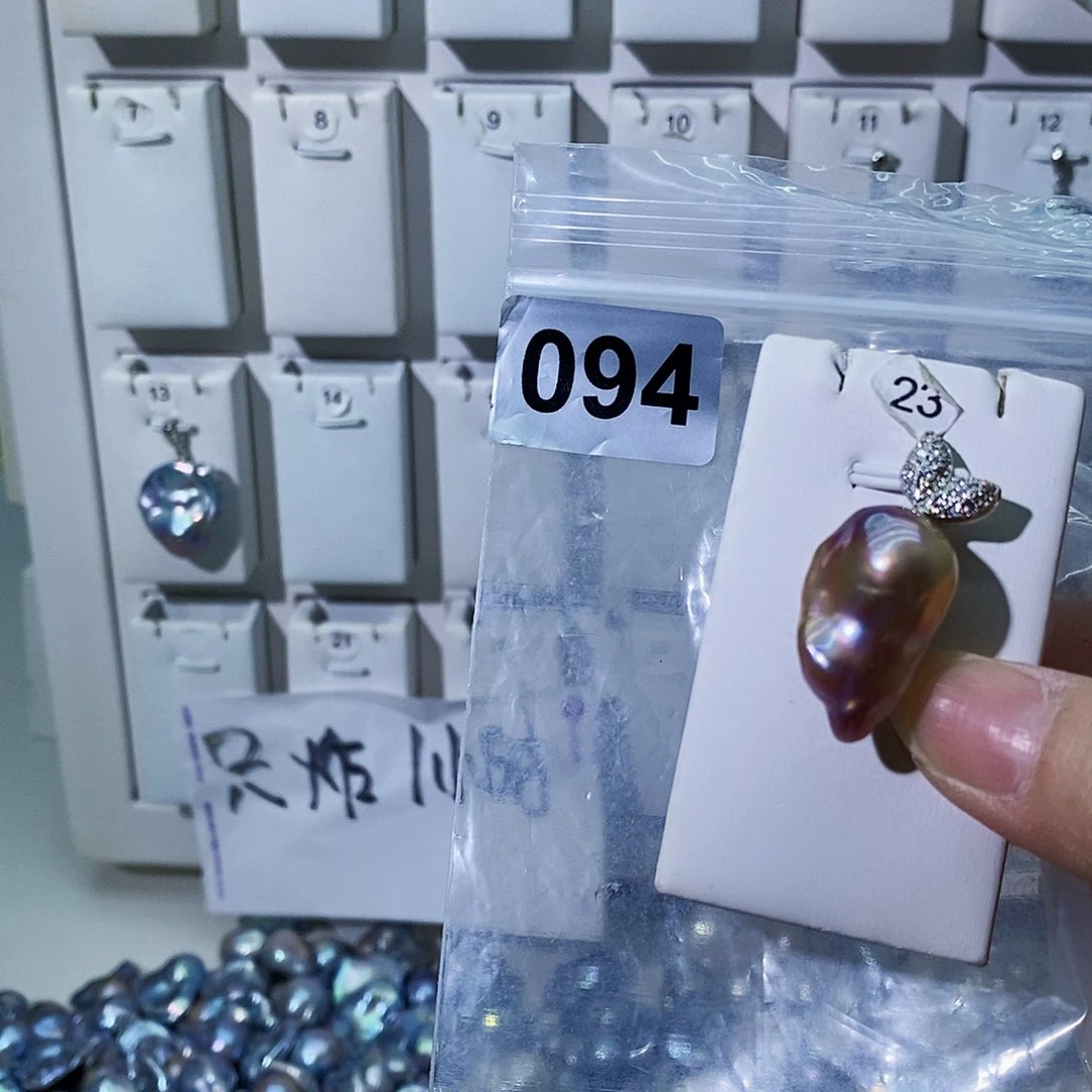 淡水珍珠合金颈饰