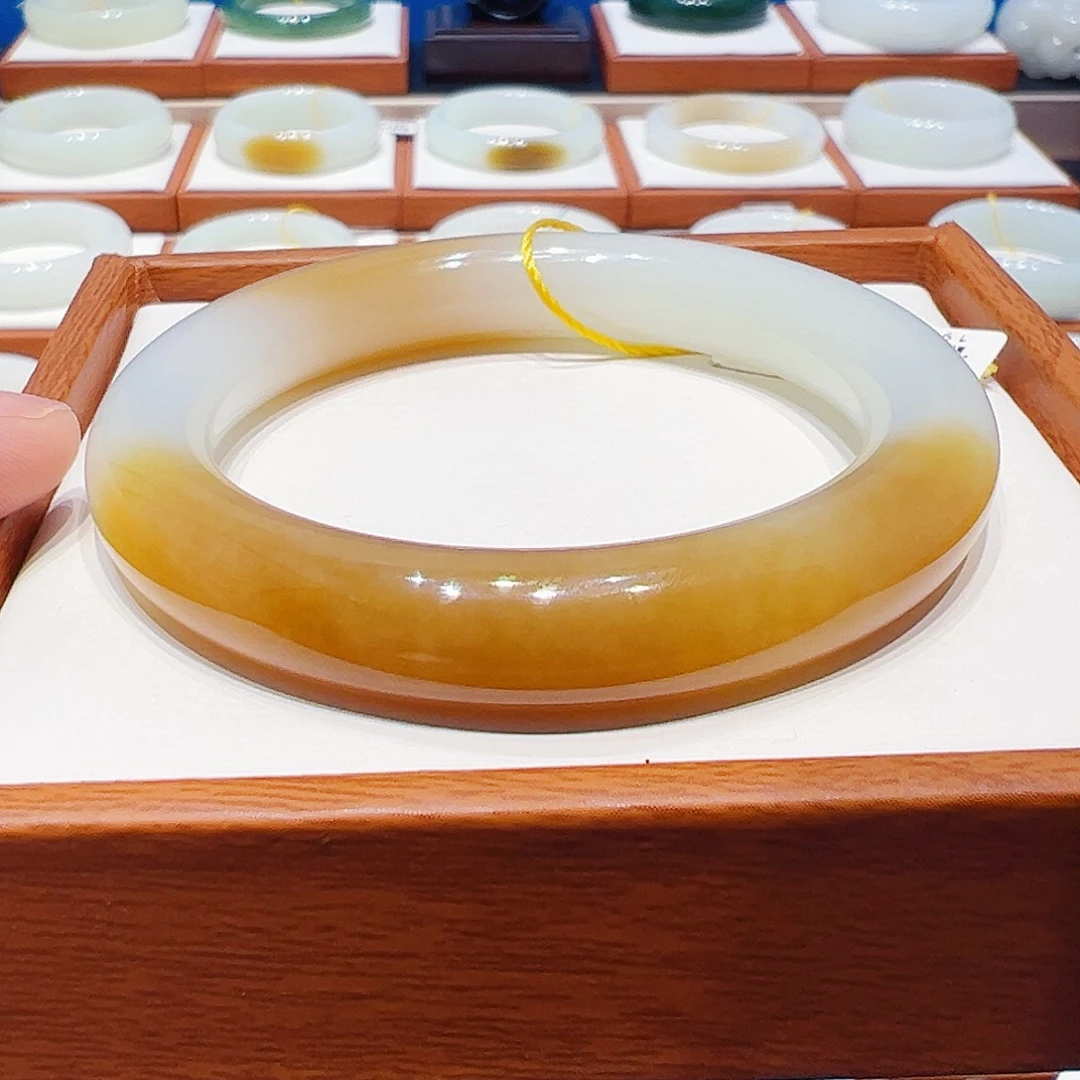 和田玉未镶嵌手镯天地糖5354