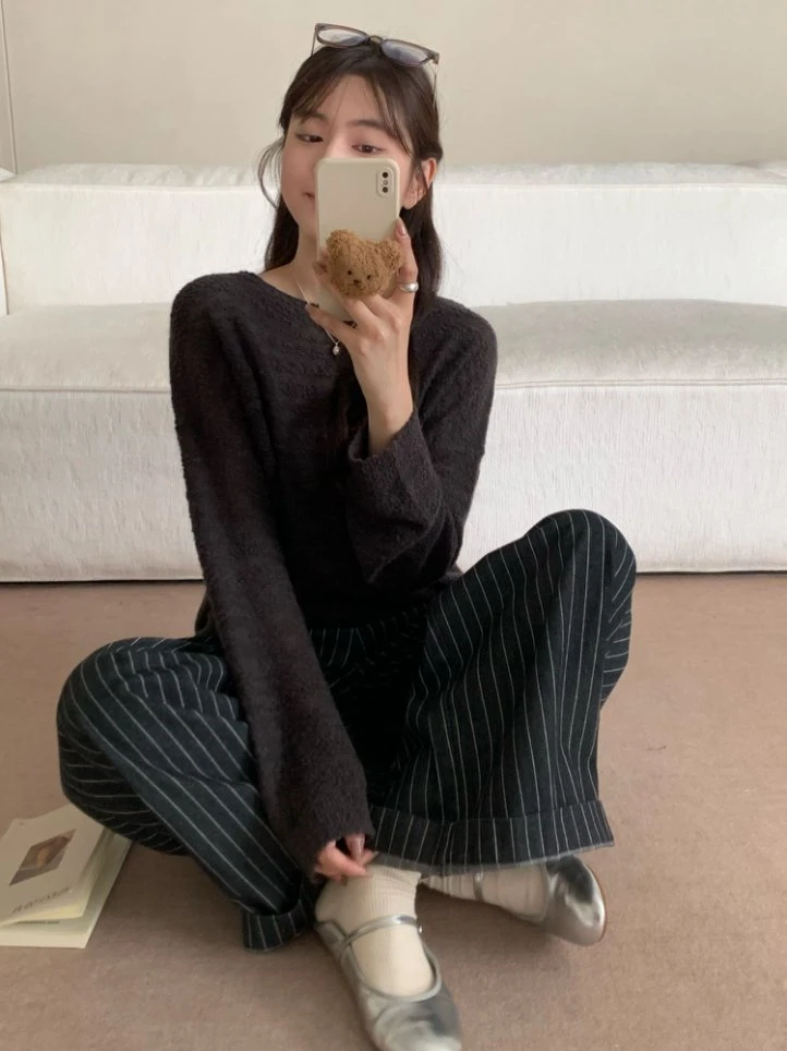 【潘潘.668815】秋冬新款宝藏上新显瘦马海毛净版粒粒纱针织衫