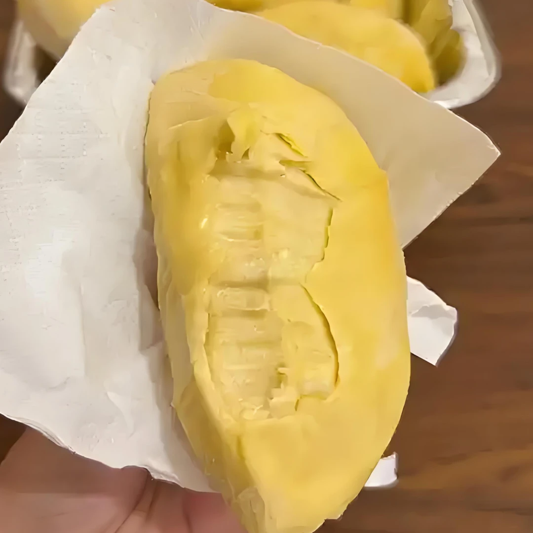 金枕冷冻榴莲肉2斤装