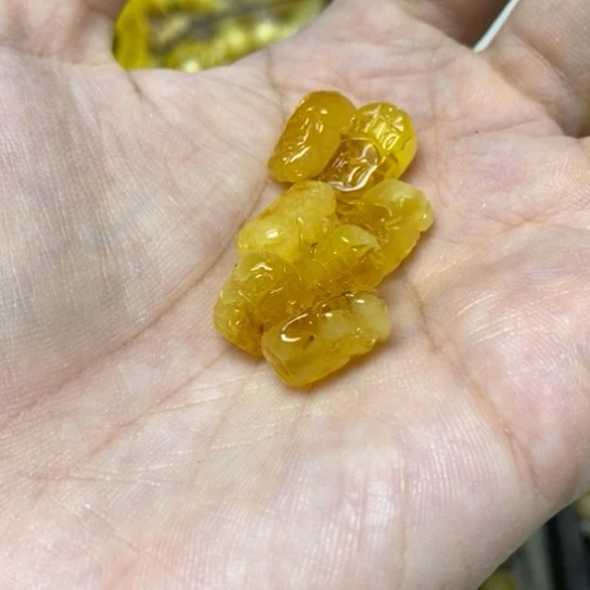 蜜蜡未镶嵌裸石多样性发货其五
