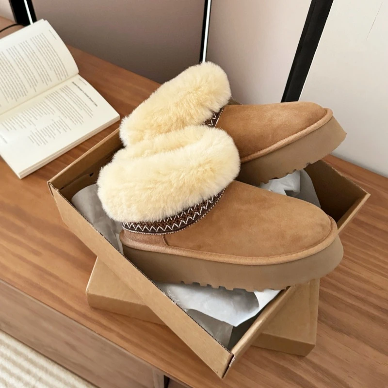 皮毛一体民族风雪地靴秋冬新款厚底可翻毛两穿防滑中筒棉鞋小短靴