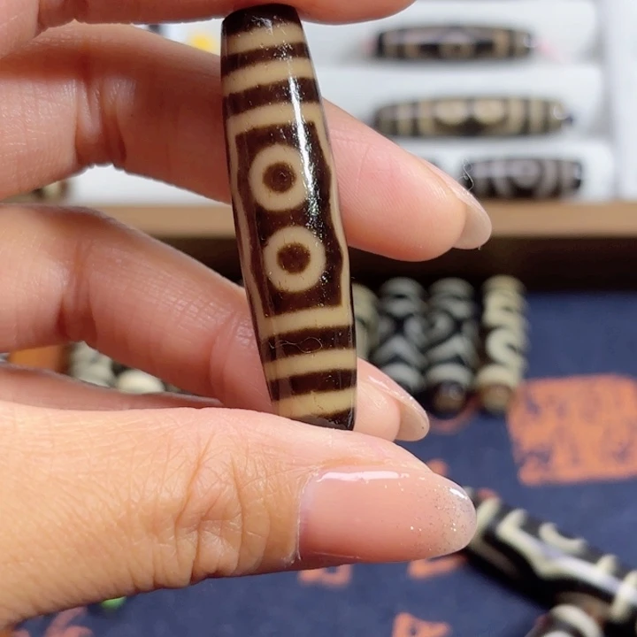 玛瑙/玉髓颈饰未镶嵌赣