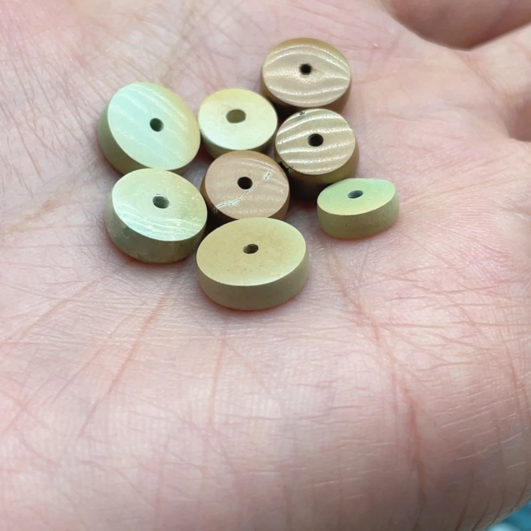 南红玛瑙未镶嵌珠宝奇石