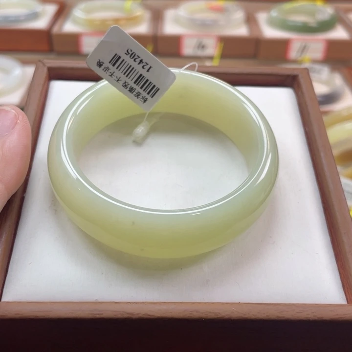 【闪购商品】和田玉手镯未镶嵌5 53.54