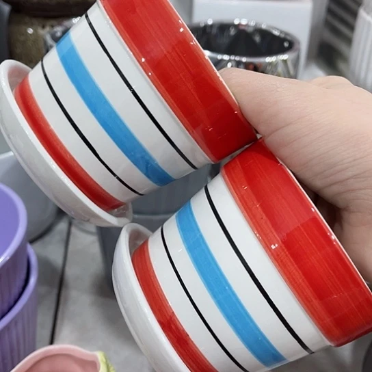 多肉绿植陶瓷花盆9.9包邮，有孔