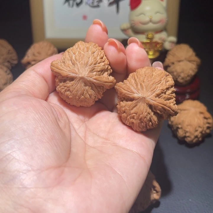 文玩核桃把件糖***猫磨盘38