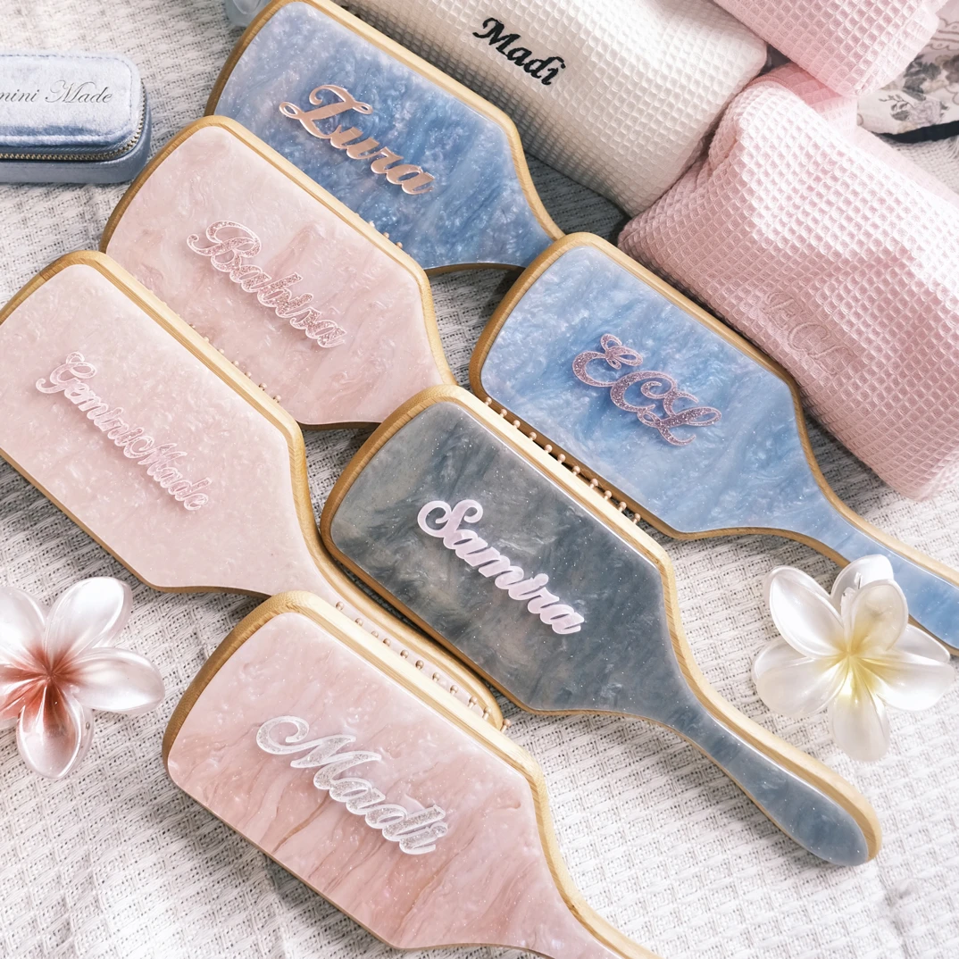 可定制名字醋酸木质气垫梳（需要定制的字母请备注）