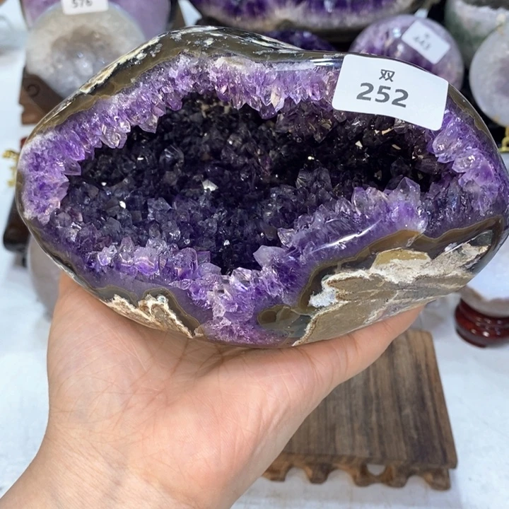 未镶嵌大型摆件（非配饰）水晶