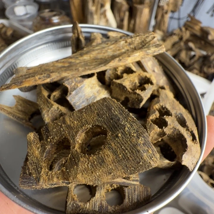 D***u沉香沉香碎屑奇楠沉香边角料钻珠料25克重