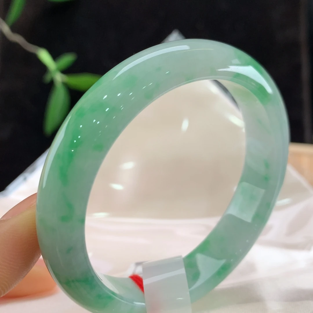 翡翠手镯未镶嵌111-0779