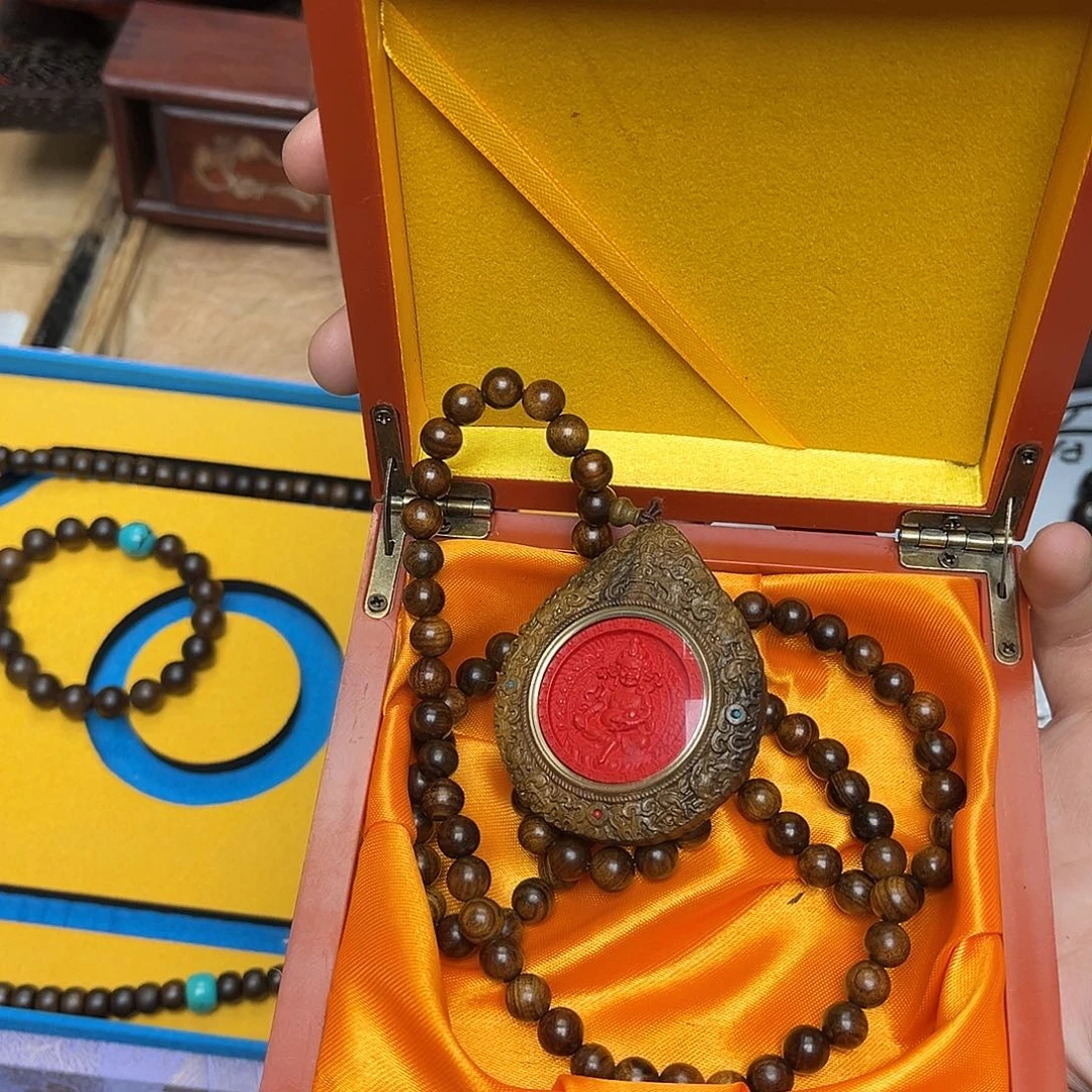 大叶紫檀（黑酸枝木类）