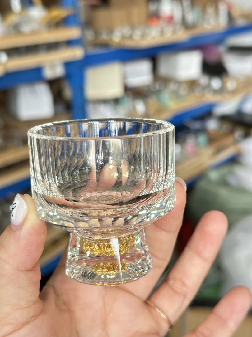 水晶金箔切面高档轻奢手工竖纹一体酒具