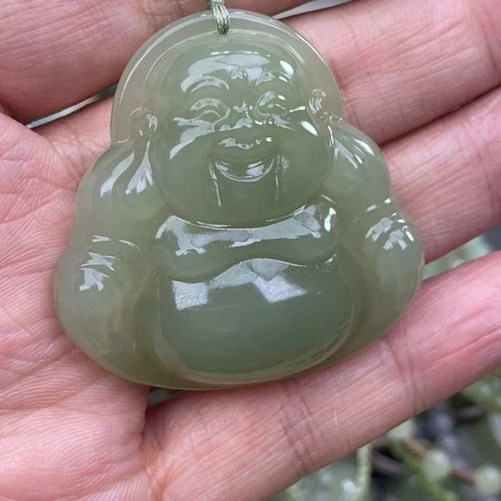 晨***曦和田玉未镶嵌颈饰