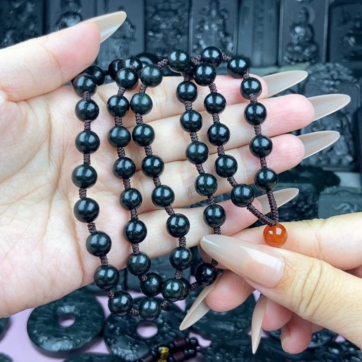 颈饰未镶嵌和田玉天***?