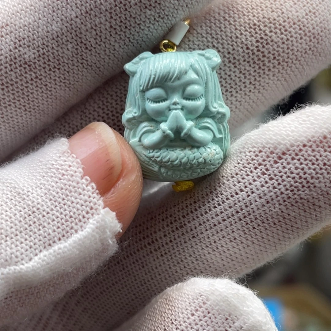 绿松石未镶嵌挂件