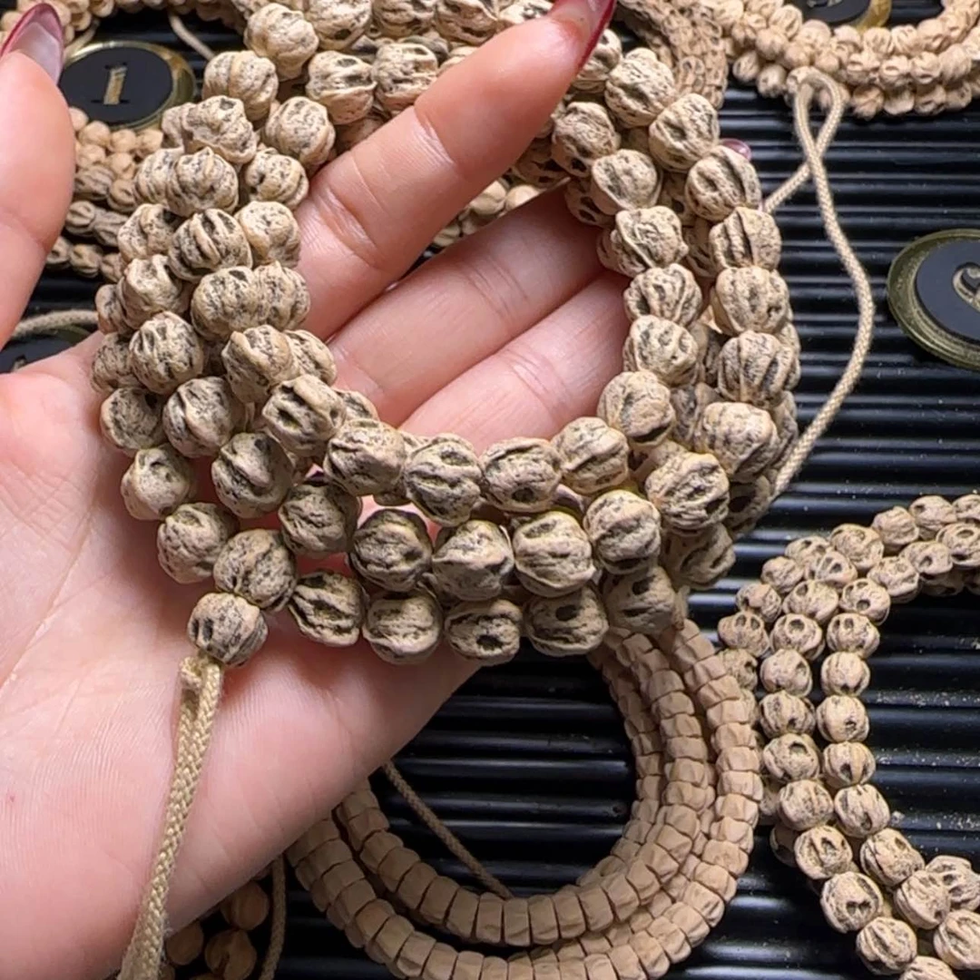 【闪购商品】柏香籽/百香籽吊坠Ｍ*?