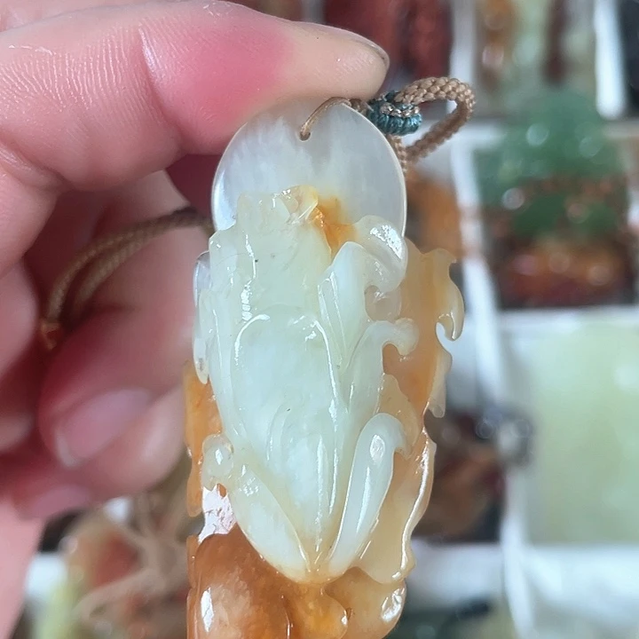 蛇纹石玉合金颈饰