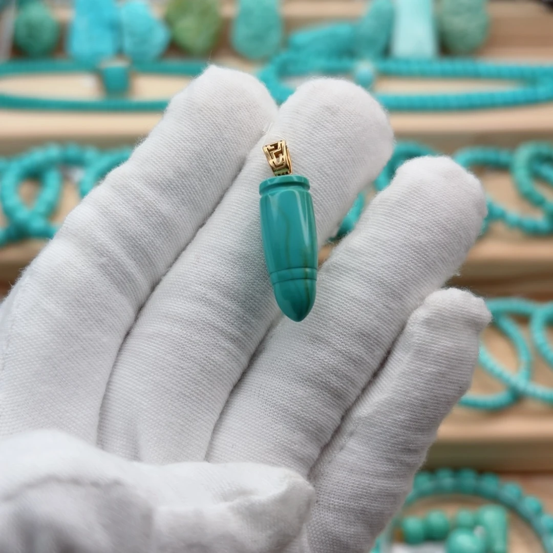 绿松石未镶嵌珠宝奇石