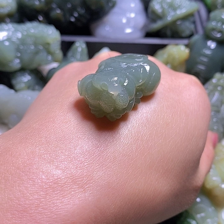 未镶嵌和田玉（糖玉）珠宝奇石