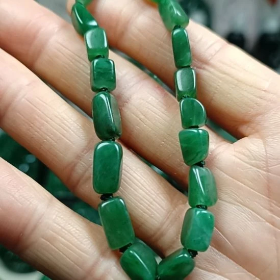 独山玉未镶嵌手链