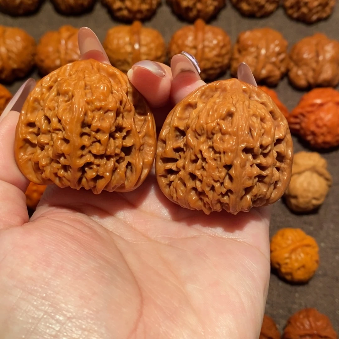 文玩核桃吊坠43南疆石1031