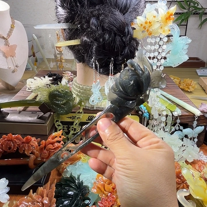 蛇纹石玉合金发饰