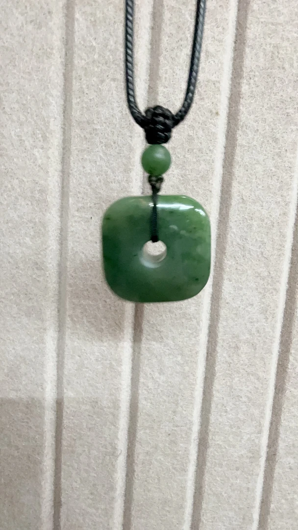 新疆和田玉碧玉平安扣