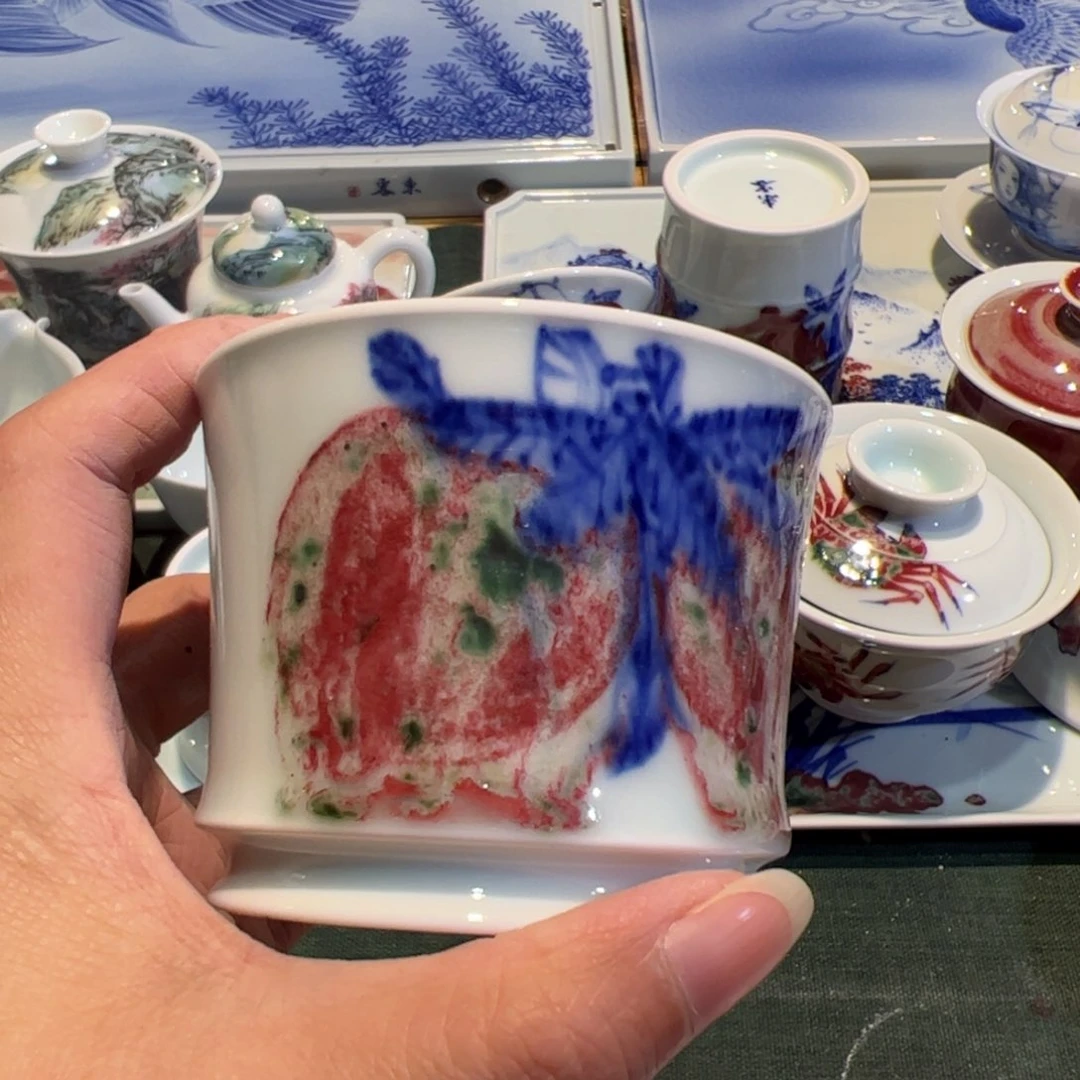杯原矿青花釉里红瓷器