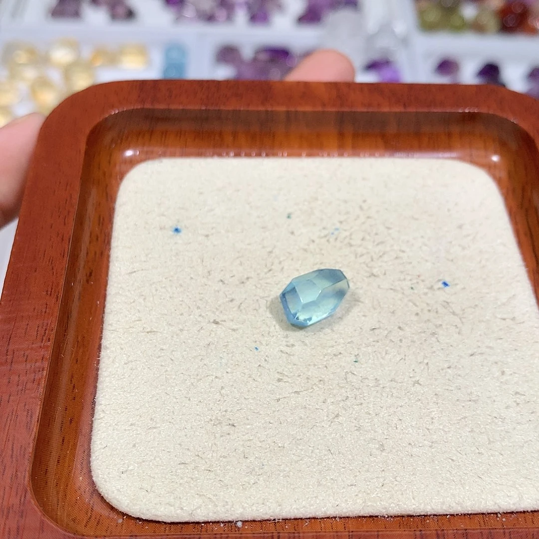 无非金属 海 蓝宝随行