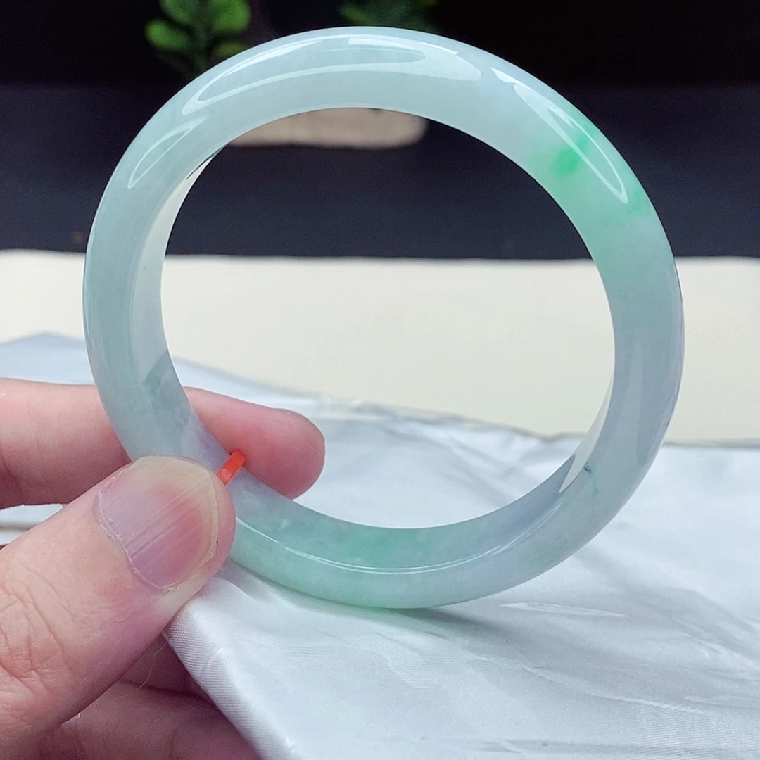 翡翠未镶嵌手镯59圈