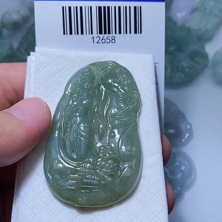翡翠未镶嵌颈饰天光墟翡翠市场现金代购