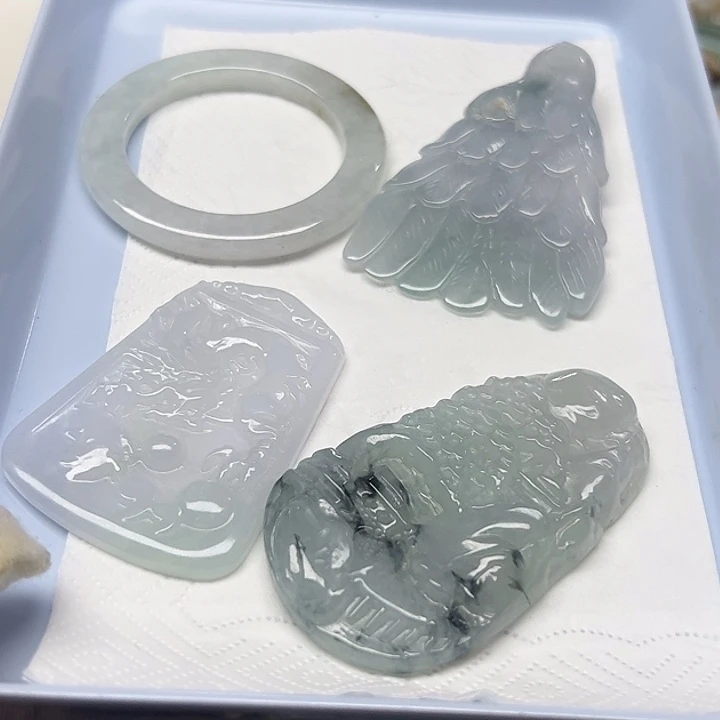 风***钟翡翠未镶嵌颈饰天然翡翠2